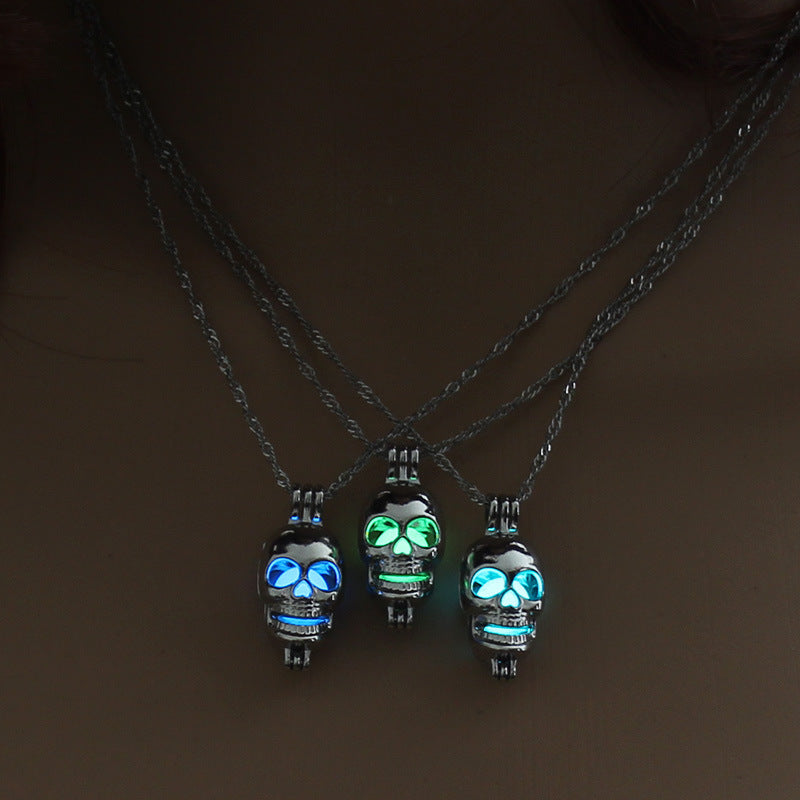 Zapps Glow In Dark Skull Necklace