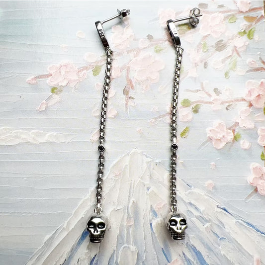 Gothic Elegance Skull Drop Earrings