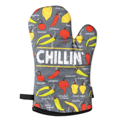 Chillin' Chillies Oven Mitts And Potholder Set