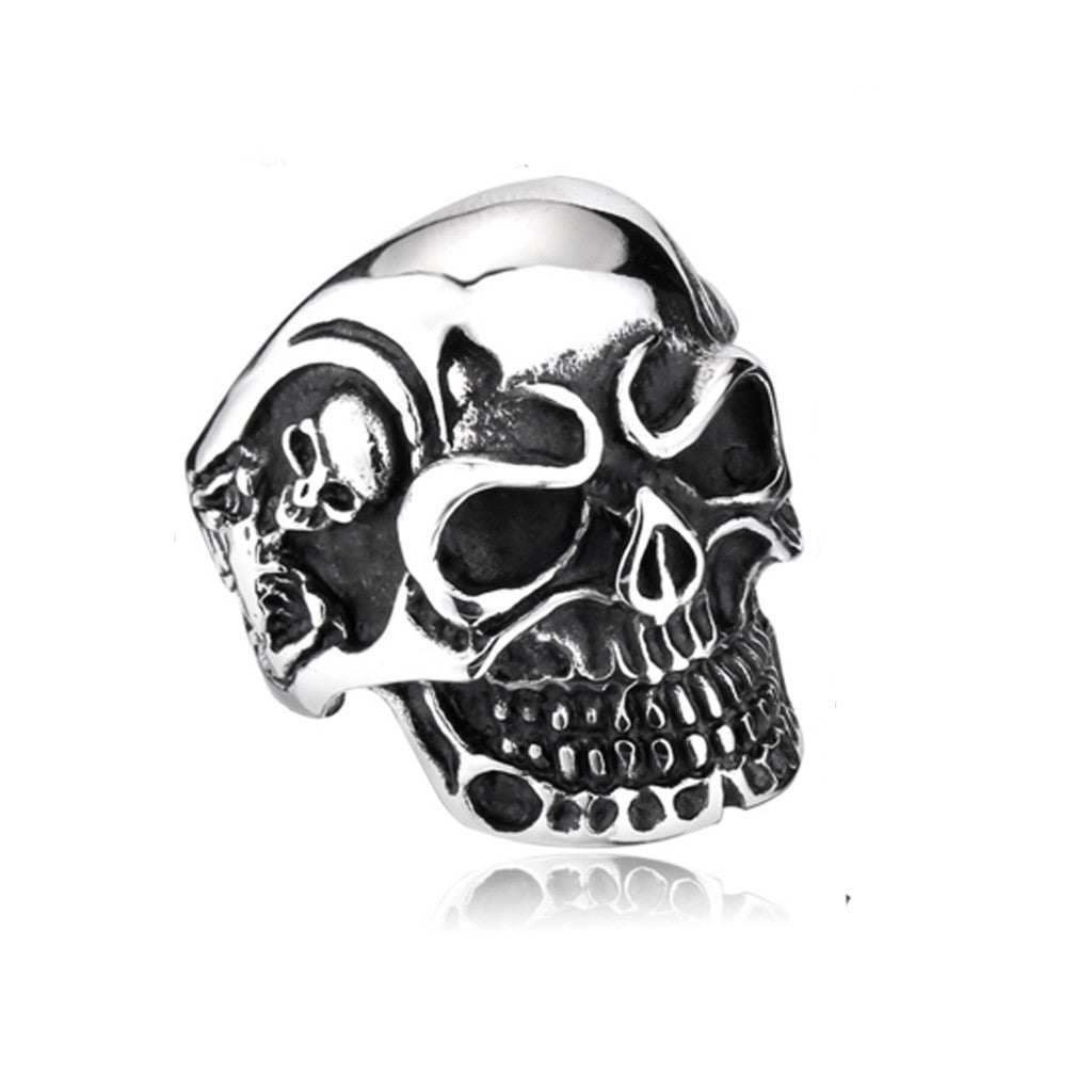 silver skull ring